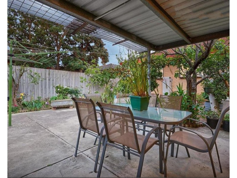 16 Bloomfield Road, Noble Park VIC 3174