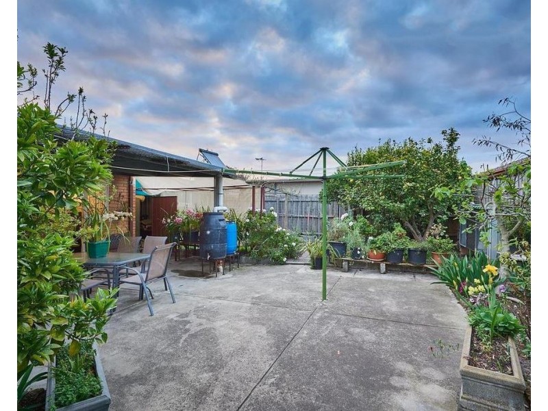 16 Bloomfield Road, Noble Park VIC 3174