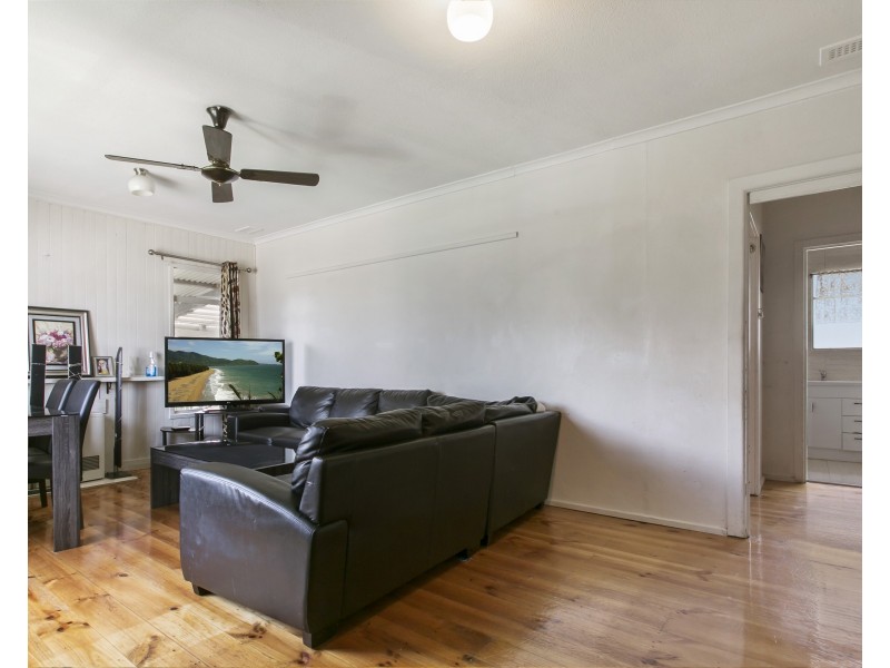 10 Prunus Grove, Doveton VIC 3177