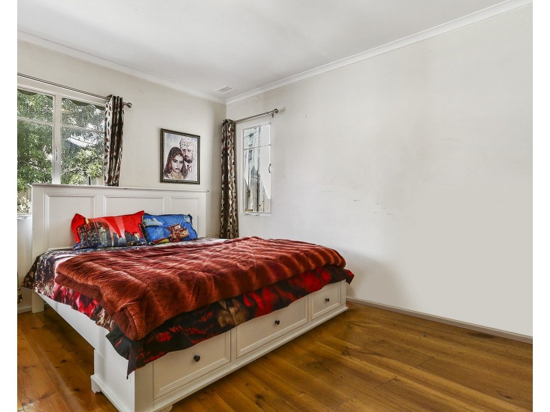 10 Prunus Grove, Doveton VIC 3177