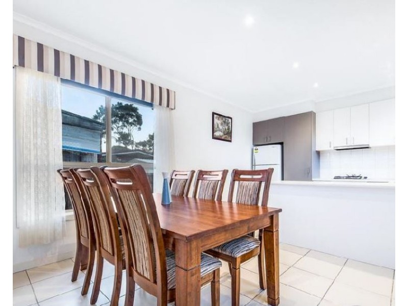 1/233 Westall Road, Clayton South VIC 3169