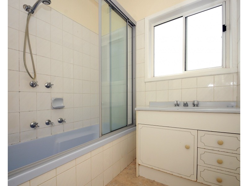 56 King George Parade, Dandenong VIC 3175