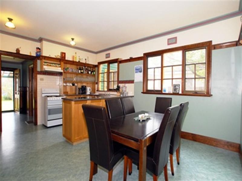 42 Ambrie Crescent, Noble Park VIC 3174