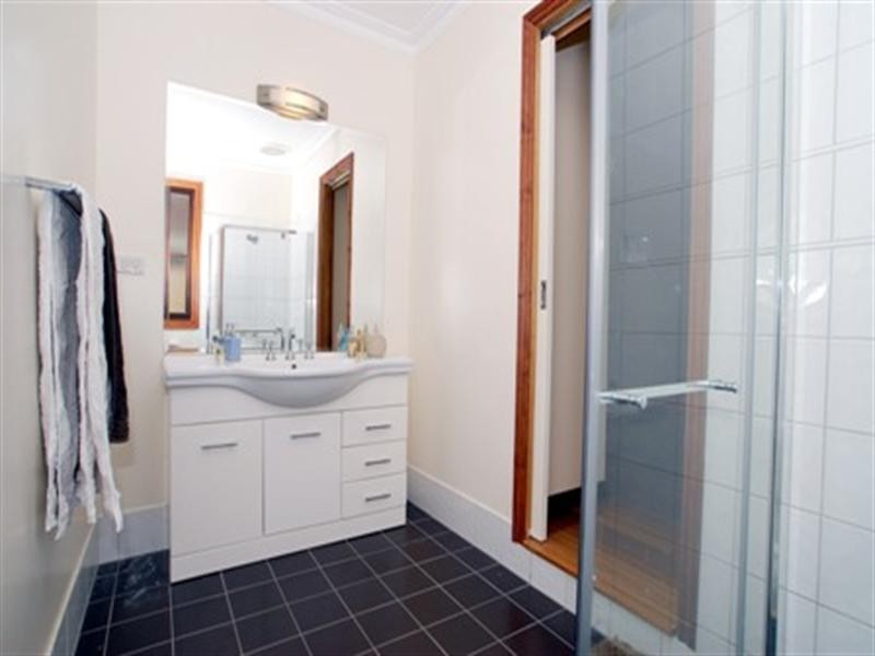 42 Ambrie Crescent, Noble Park VIC 3174