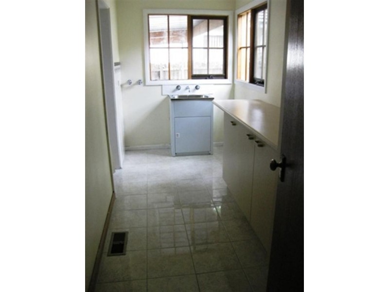 42 Ambrie Crescent, Noble Park VIC 3174