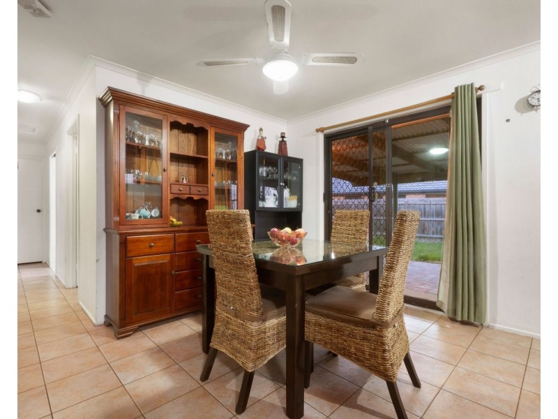 1 Willow Drive, Hampton Park VIC 3976