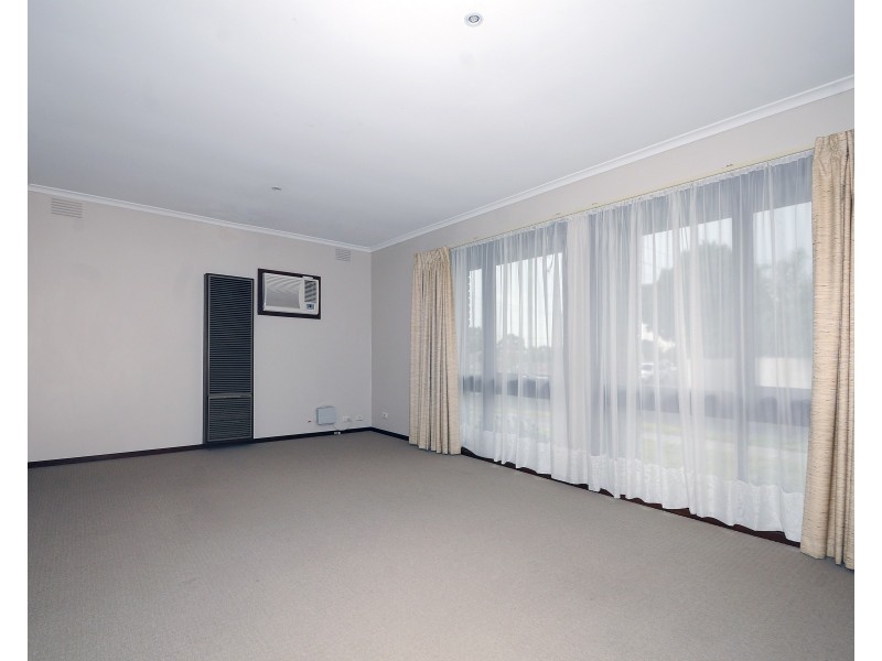 1 Garden Court, Keysborough VIC 3173