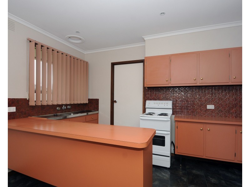 1 Garden Court, Keysborough VIC 3173