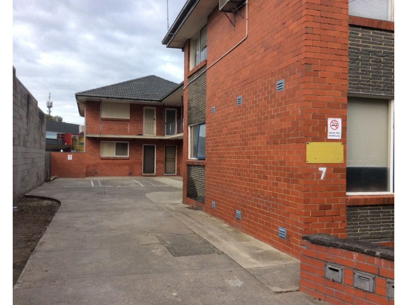 4/7 Leonard Avenue, Noble Park VIC 3174
