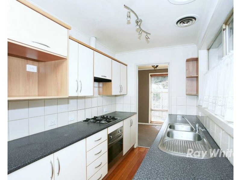 1 Churchill Crescent, Noble Park North VIC 3174