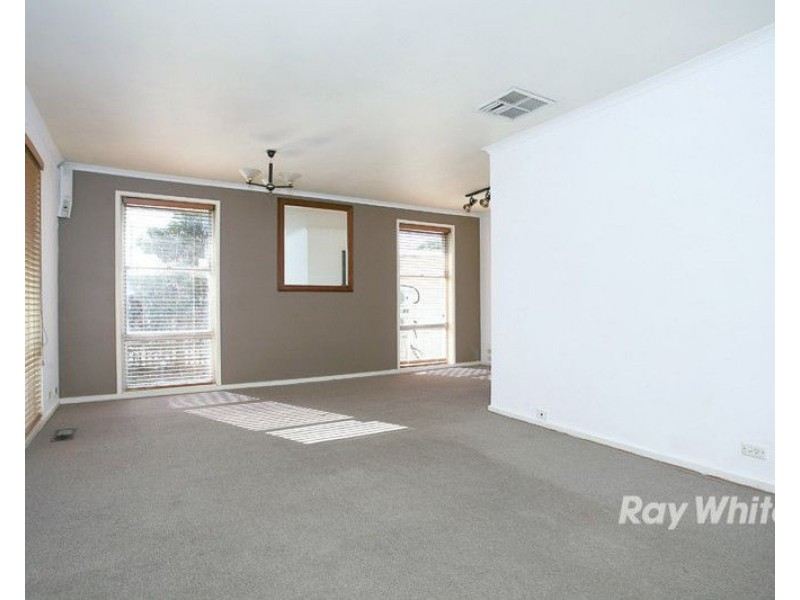 1 Churchill Crescent, Noble Park North VIC 3174