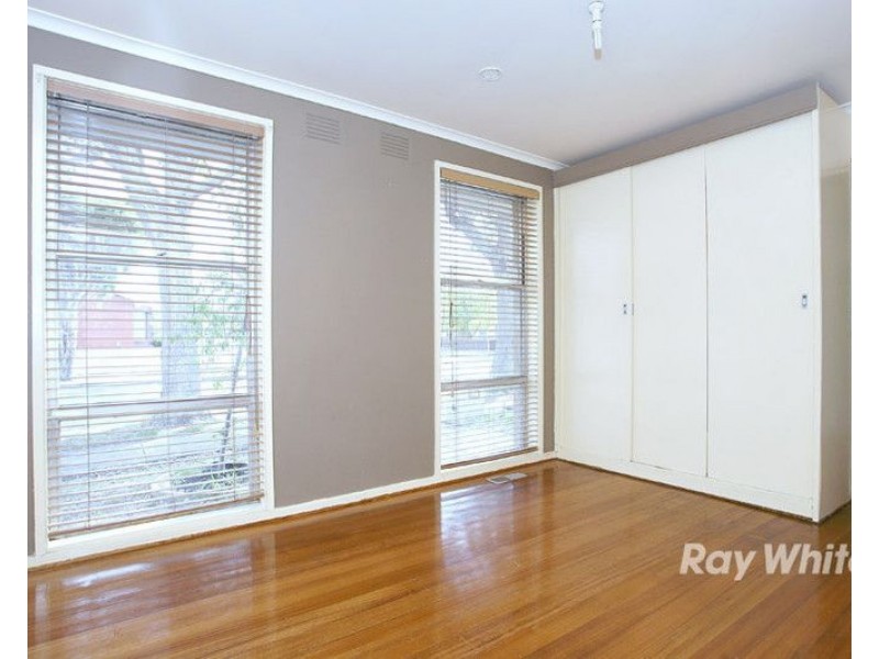 1 Churchill Crescent, Noble Park North VIC 3174