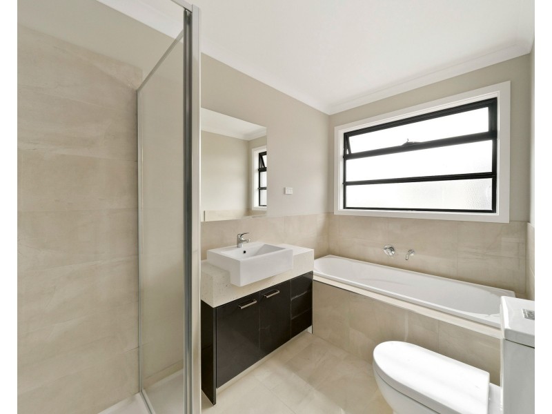 2/12 Masters Street, Dandenong VIC 3175