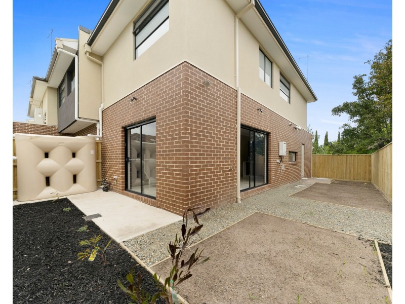 4/12 Masters Street, Dandenong VIC 3175