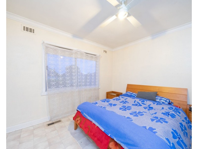 15 Jeffers Street, Noble Park VIC 3174