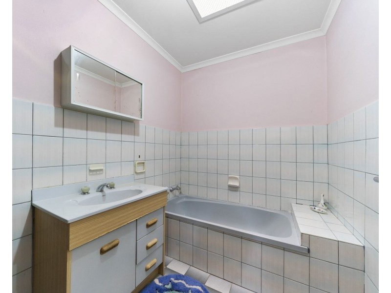 2/49 Leonard Avenue, Noble Park VIC 3174