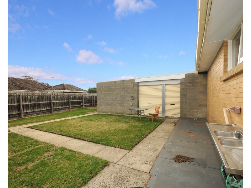 128 Kelvinside Road, Noble Park VIC 3174