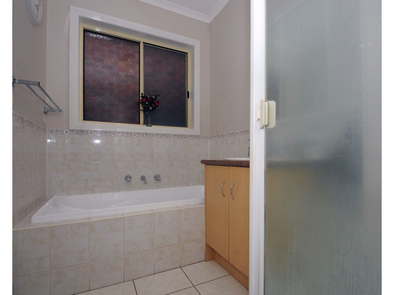 4/49a Dunblane Road, Noble Park VIC 3174