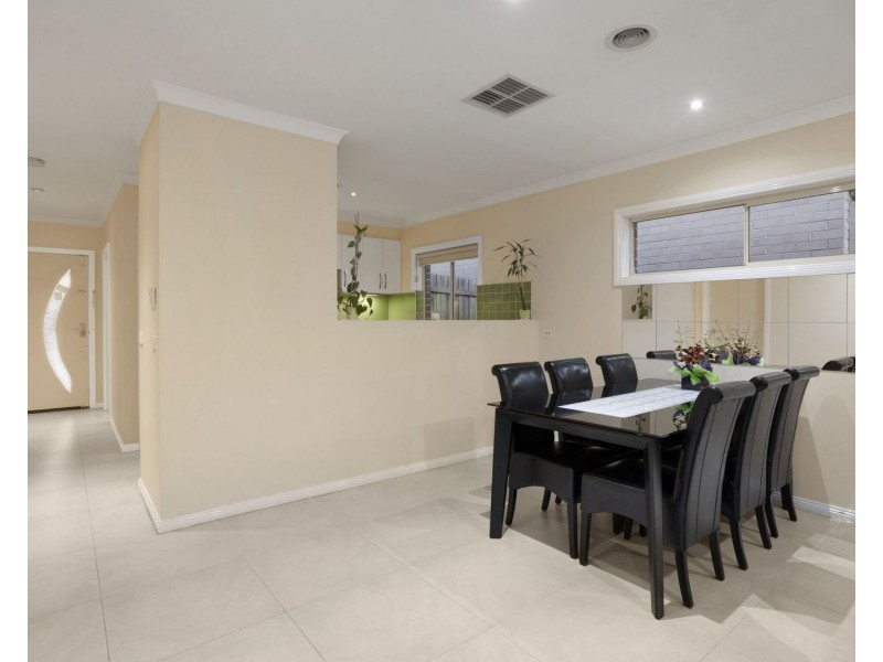 4 Obec Mews, Dandenong VIC 3175