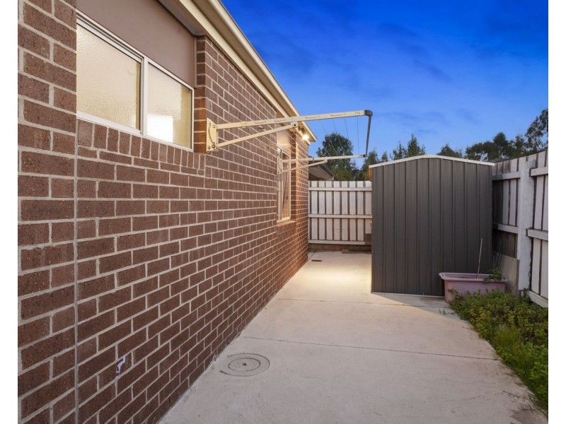 4 Obec Mews, Dandenong VIC 3175