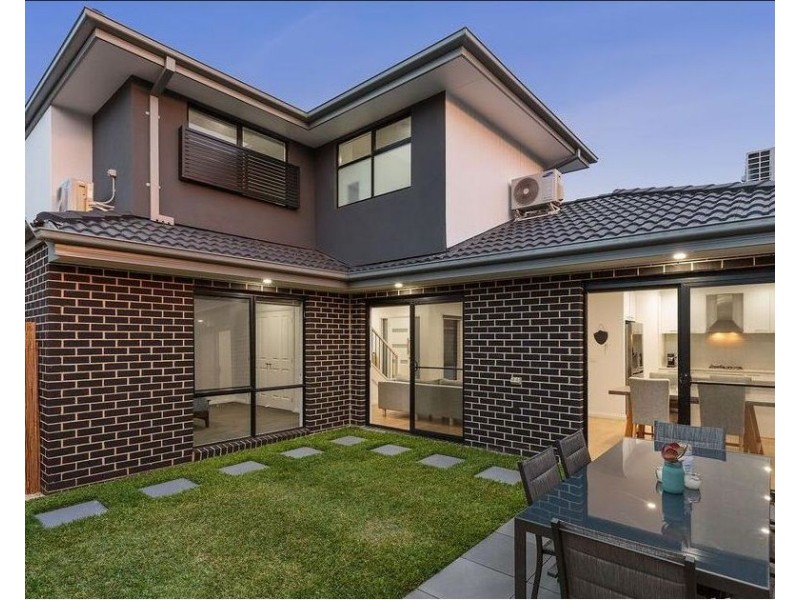 2/163 Dandelion Drive, Rowville VIC 3178