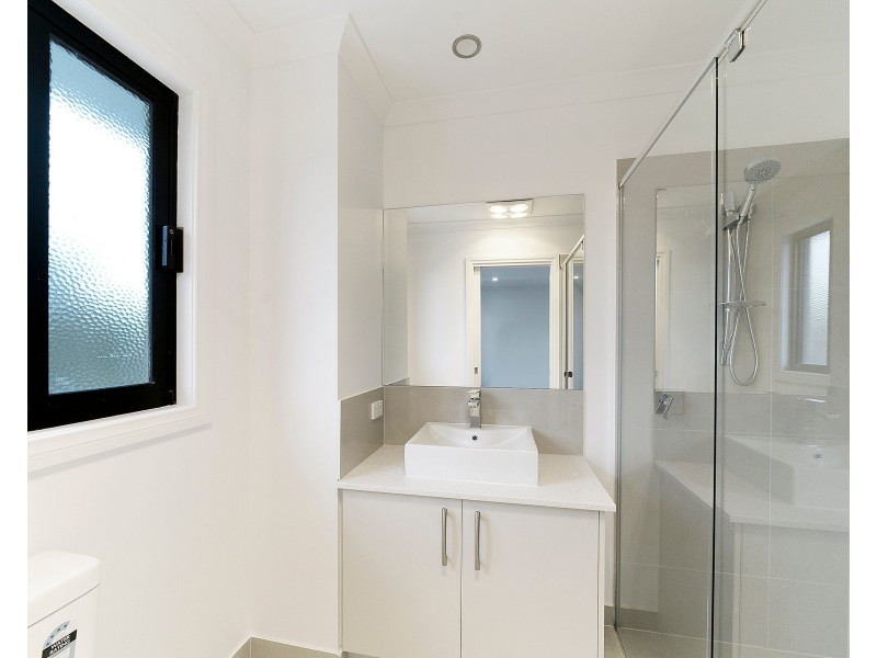 18 Cooper Street, Springvale South VIC 3172