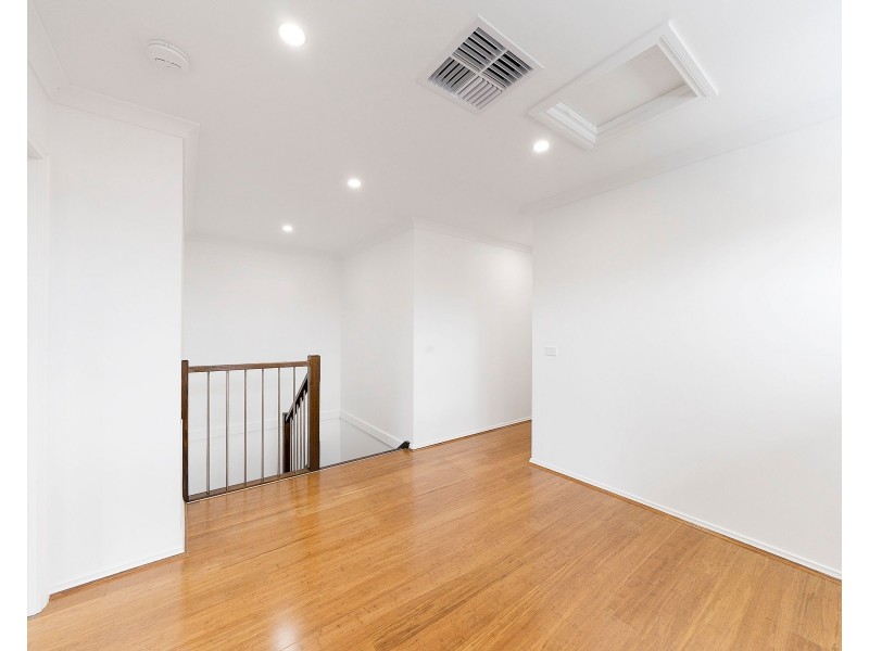 18 Cooper Street, Springvale South VIC 3172