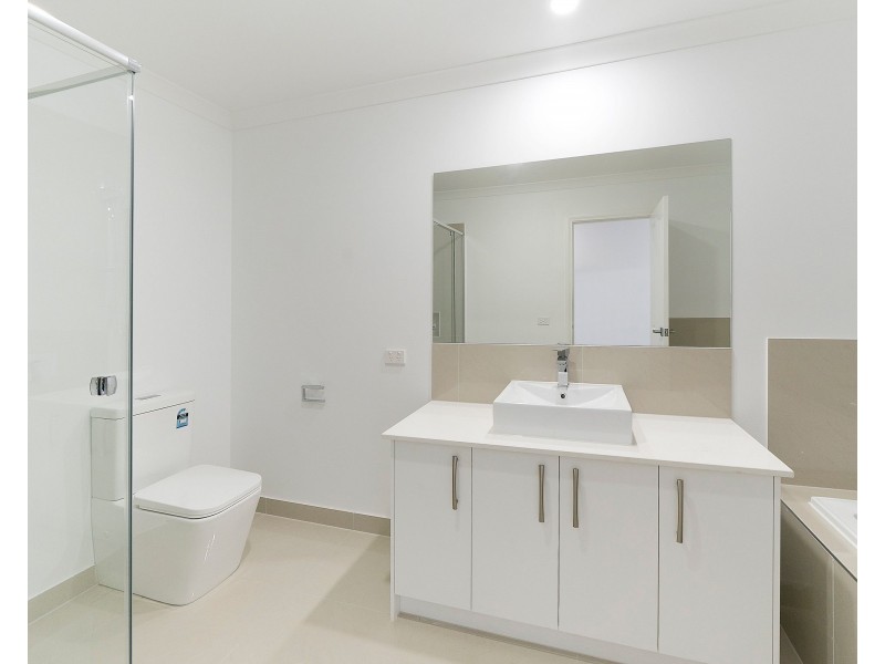 18 Cooper Street, Springvale South VIC 3172