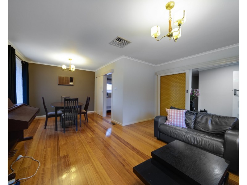 51 Doveton Avenue, Eumemmerring VIC 3177