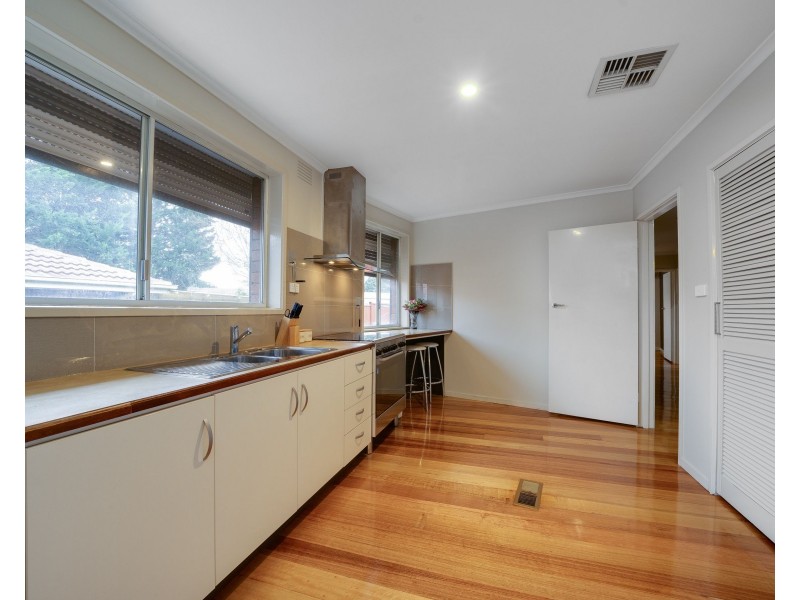 51 Doveton Avenue, Eumemmerring VIC 3177