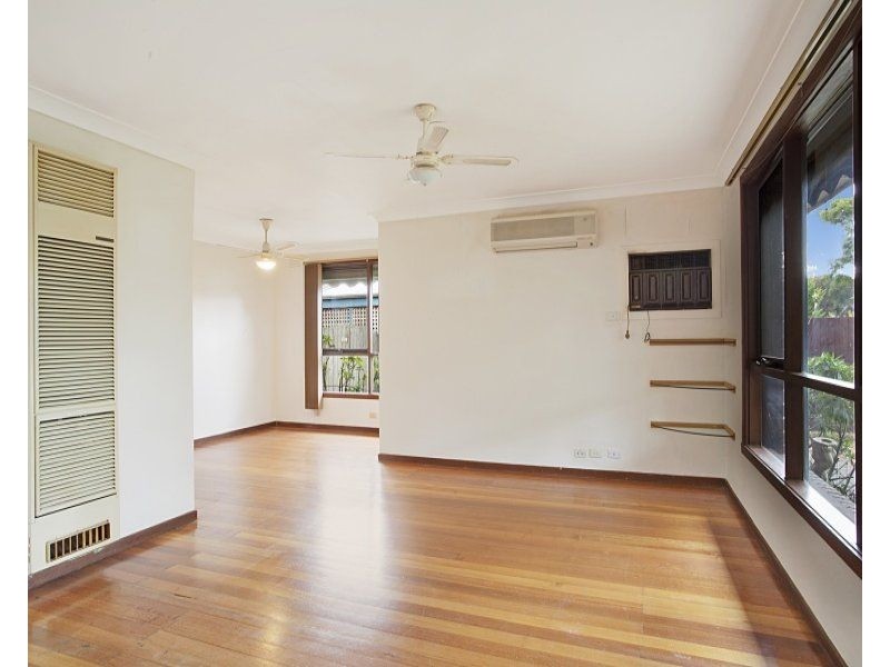 19 Tully Road, Clarinda VIC 3169