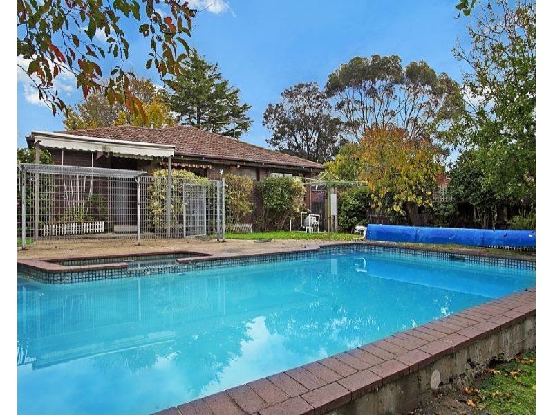 19 Tully Road, Clarinda VIC 3169