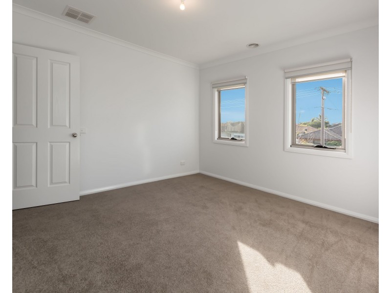 30 Kleine Street, Noble Park VIC 3174