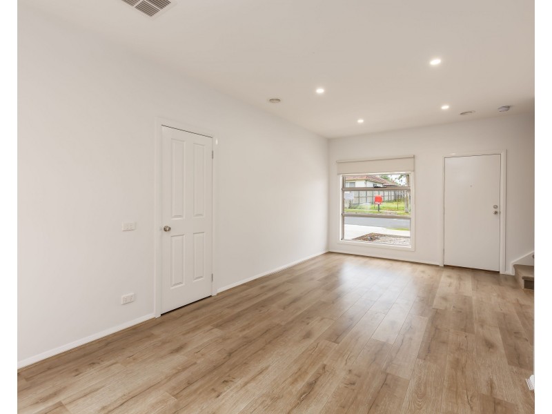 2/62 Leonard Avenue, Noble Park VIC 3174