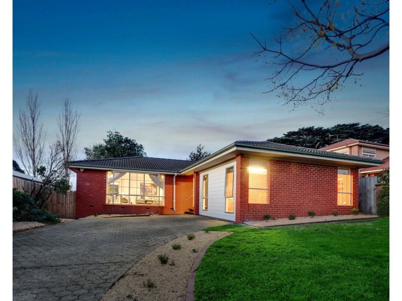 20 Lodge Crescent, Berwick VIC 3806