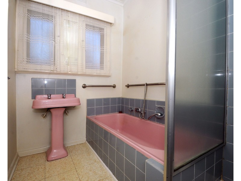 1 Fintonia Road, Noble Park VIC 3174