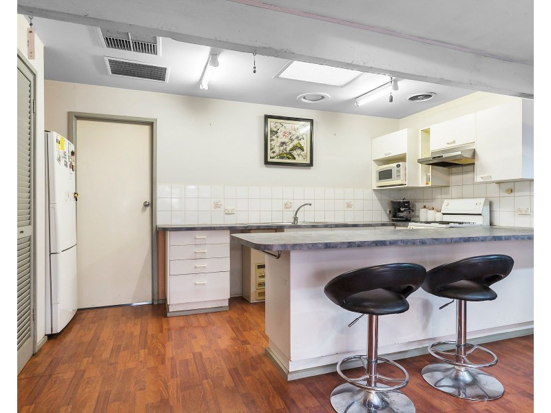 32 Beauvorno Avenue, Keysborough VIC 3173