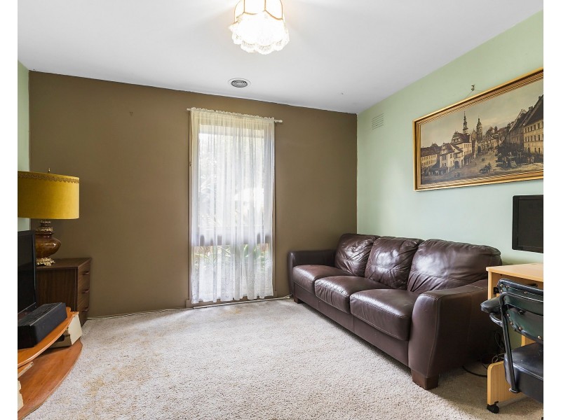 32 Beauvorno Avenue, Keysborough VIC 3173