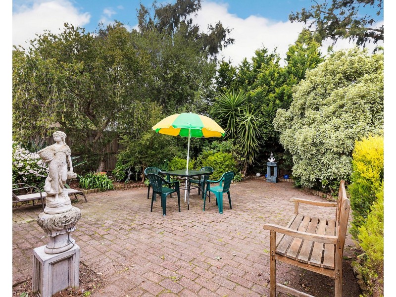 32 Beauvorno Avenue, Keysborough VIC 3173