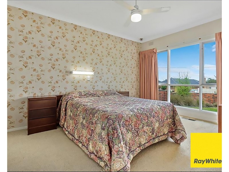 7 Dangerfield Drive, Springvale South VIC 3172