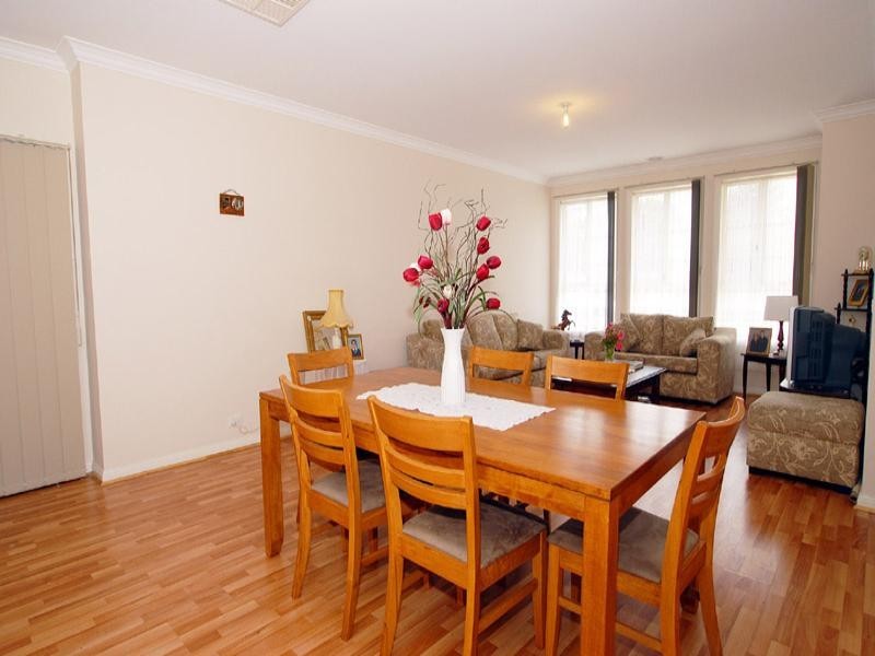 1/12 Bloomfield Road, Noble Park VIC 3174