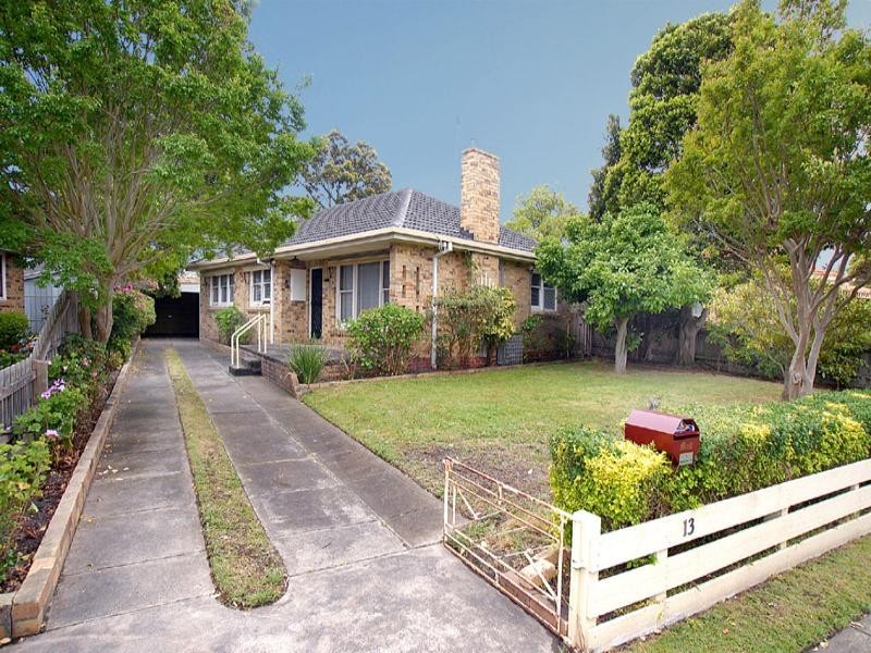 13 Broadoak Street, Noble Park VIC 3174