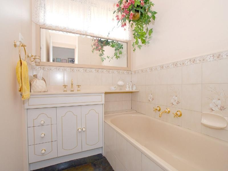 23 Alderney Road, Springvale South VIC 3172