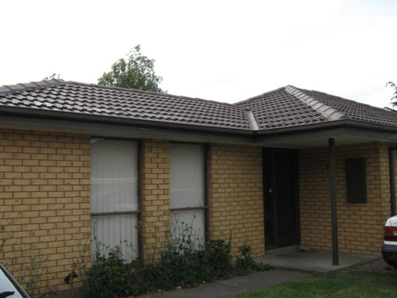 4/1393 Heatherton Road, Dandenong North VIC 3175
