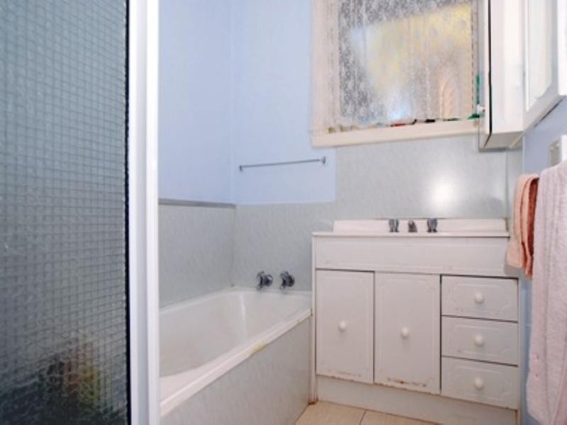 3 Doonbrae Avenue, Noble Park North VIC 3174