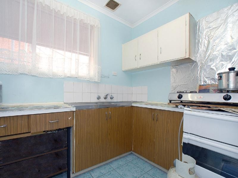 2/40 Victoria Avenue, Springvale VIC 3171