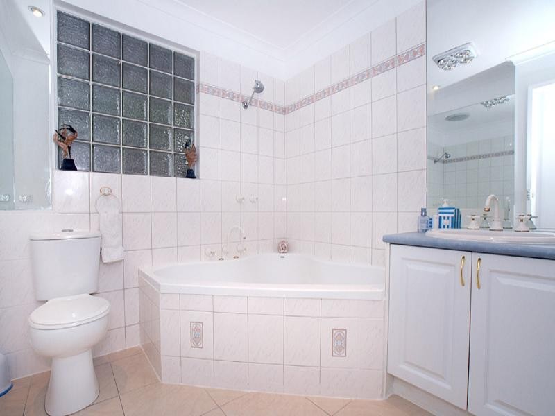 18 Birrong Avenue, Noble Park VIC 3174