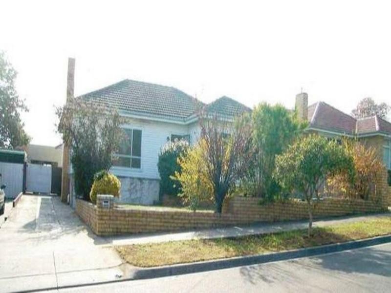 11 Barnett Grove, Noble Park VIC 3174