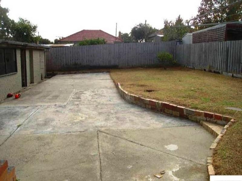 11 Barnett Grove, Noble Park VIC 3174