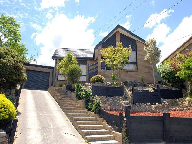 34 Burchall Grove, Dandenong North VIC 3175